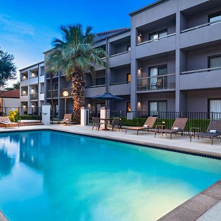 Courtyard By Marriott San Antonio Downtown Hotel Exterior photo