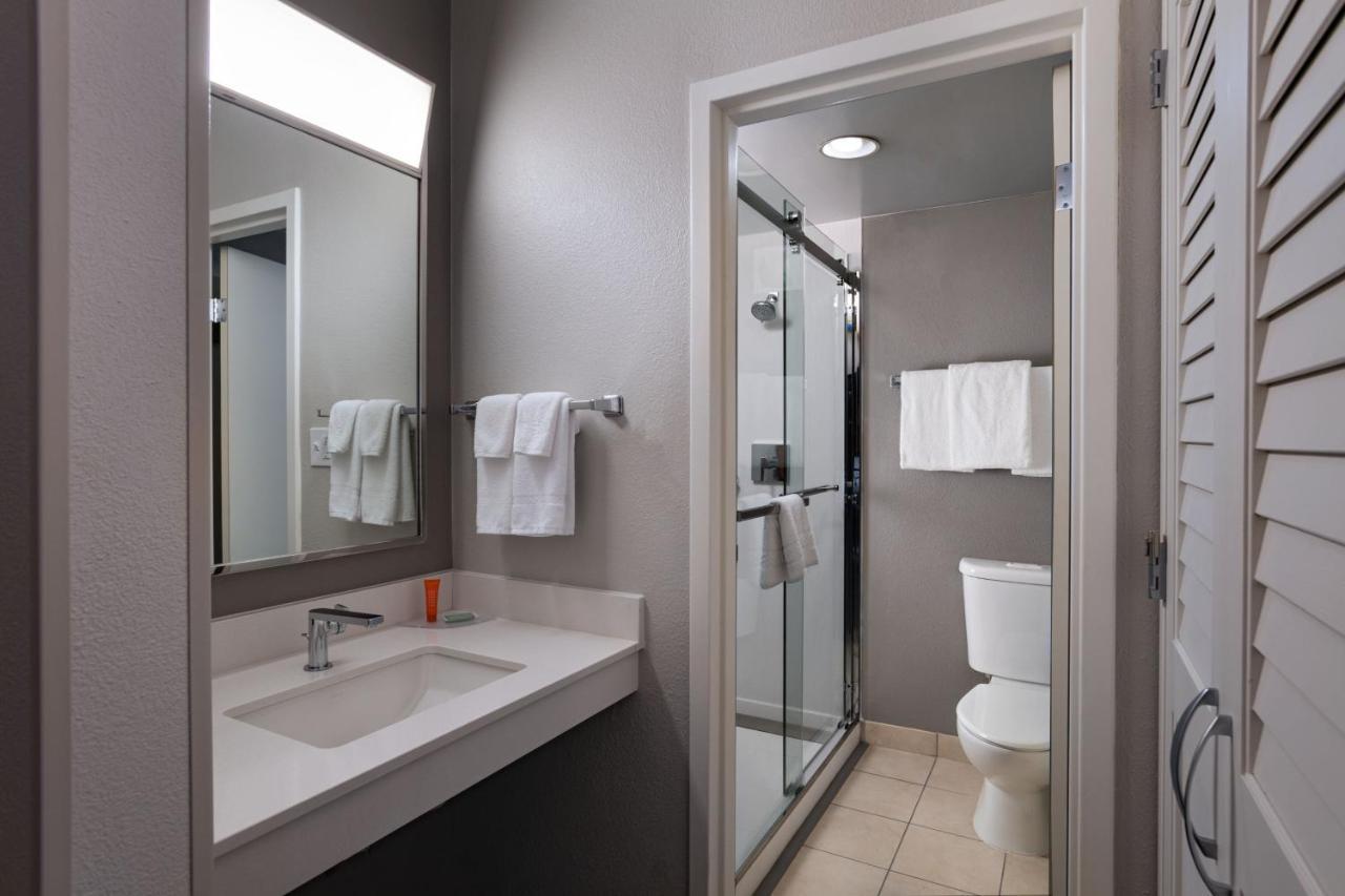 Courtyard By Marriott San Antonio Downtown Hotel Exterior photo
