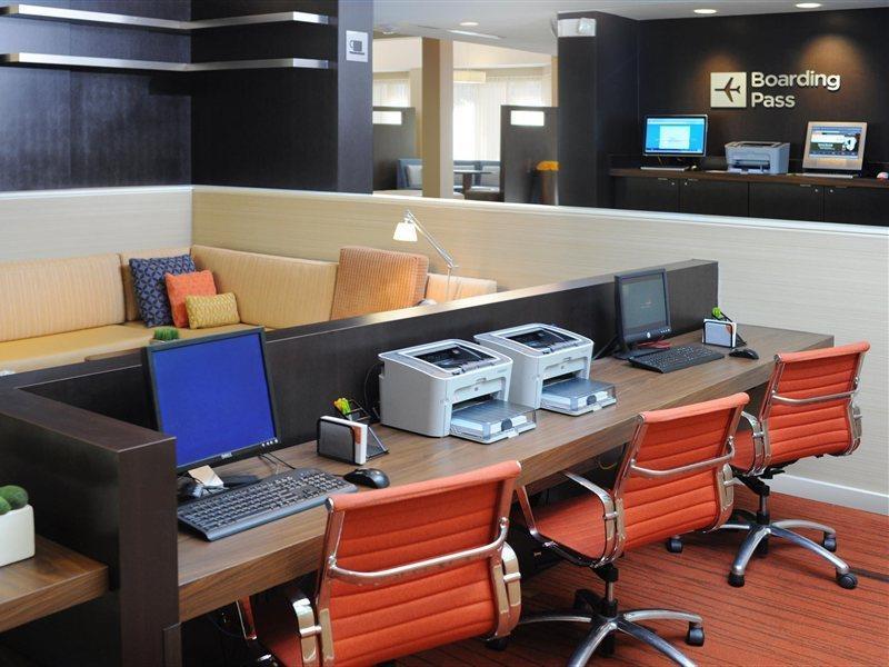 Courtyard By Marriott San Antonio Downtown Hotel Exterior photo